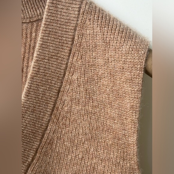 EUC Scull Cashmere 100% Cashmere Oversized sweater vest, size S - Picture 4 of 9